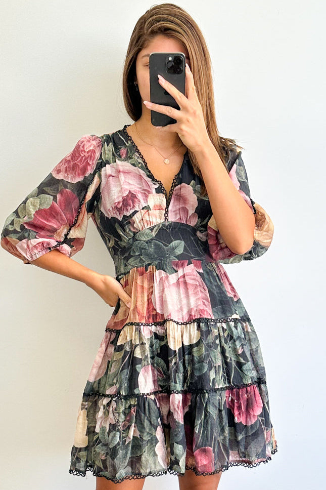 Vintage Blumen-Kurzarmkleid Göttliche Ärmel Teures Gefühl