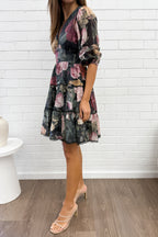 Vintage Blumen-Kurzarmkleid Göttliche Ärmel Teures Gefühl