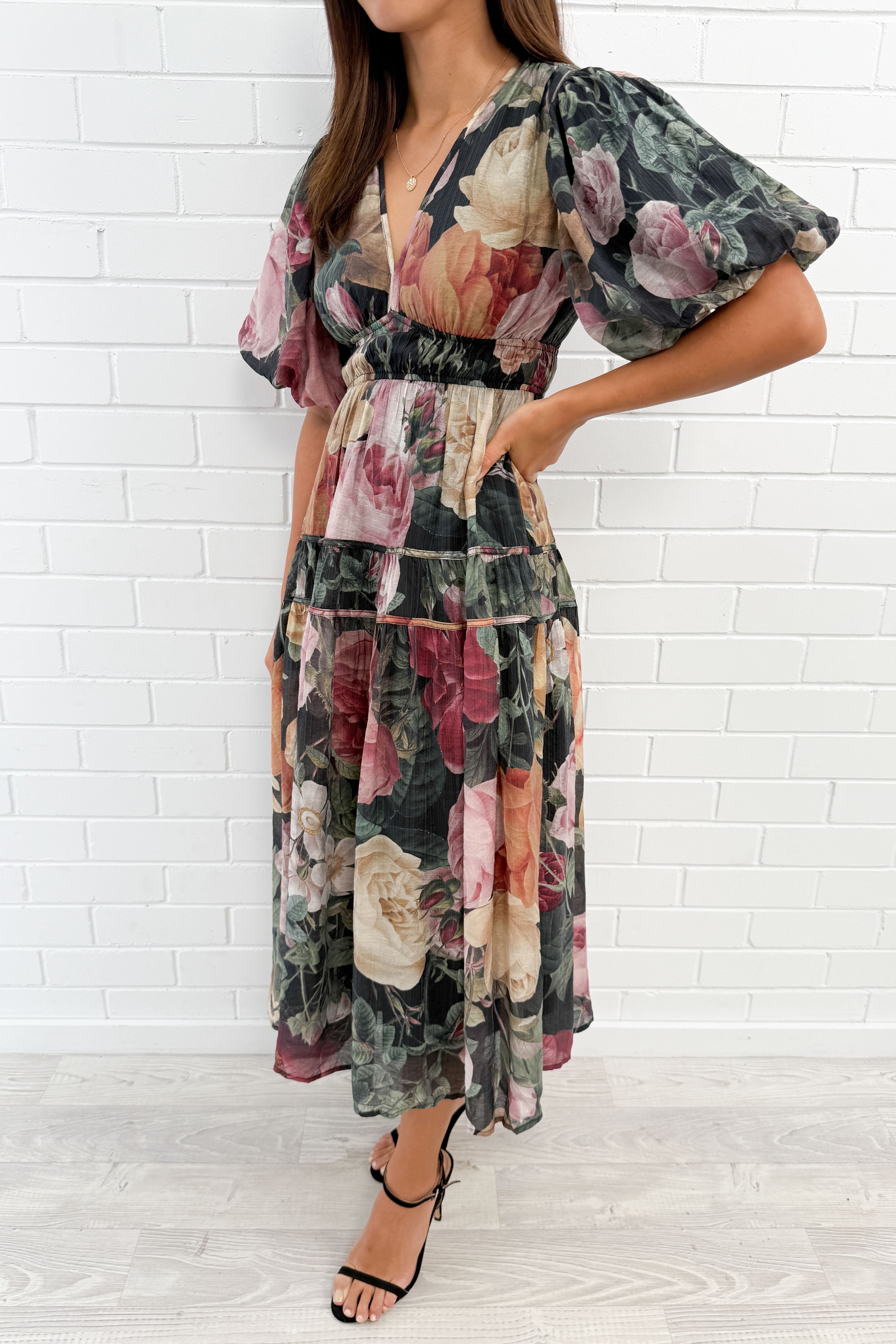 Vintage Floral Maxi Dress Incredible Shape Expensive Feel