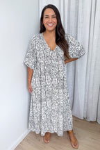 White Black Floaty Loose Dress Light Fabric