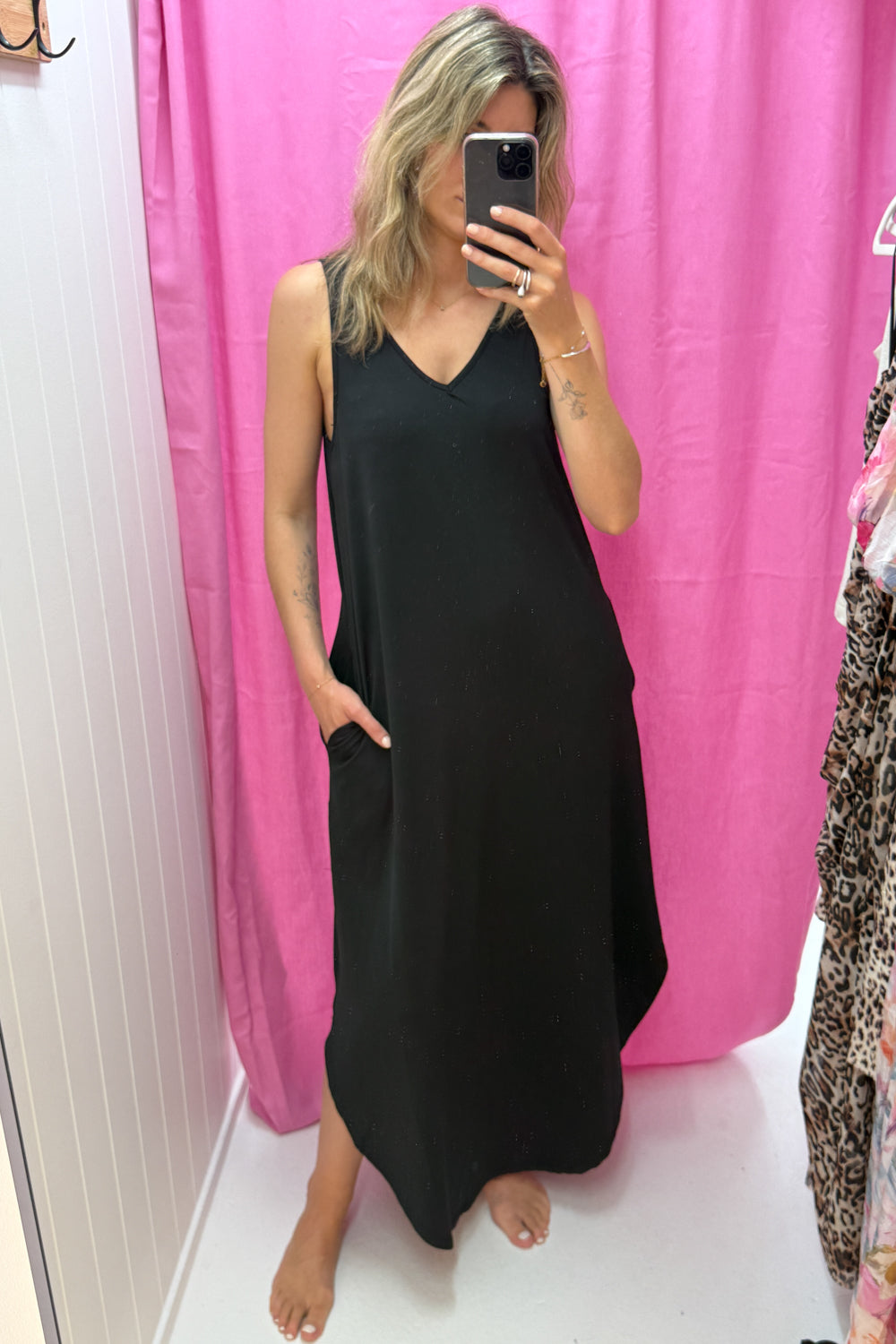 Black Slip-On Basic Dress with Pockets