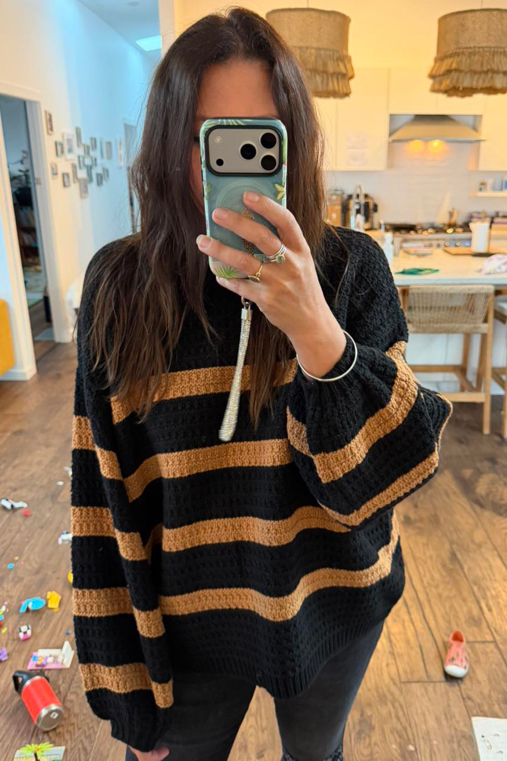 Chunky Lightweight Warm Knit Glorious Sleeves Black Beige