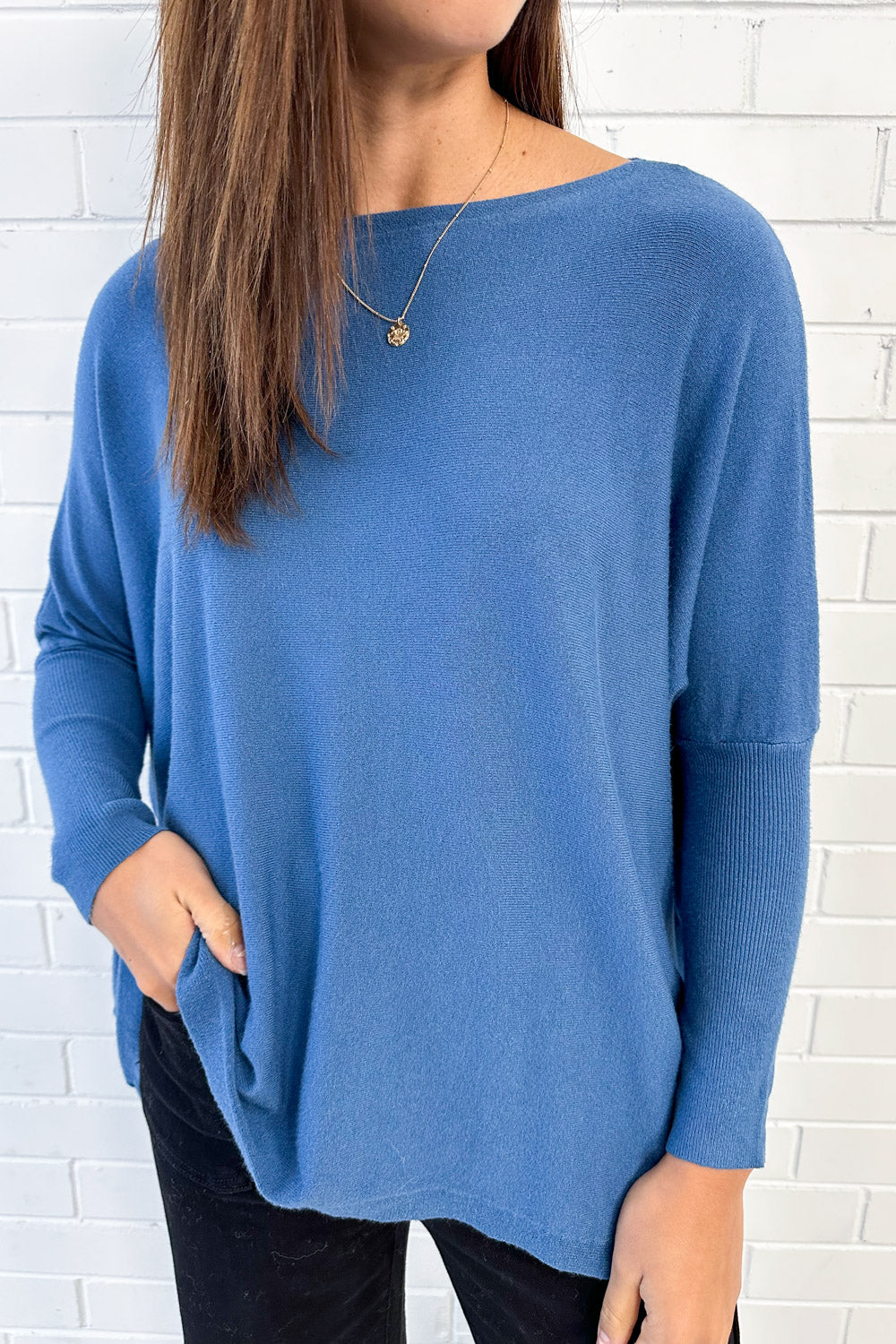 Soft Basic Knit Cornflower Blue Black Good Shape